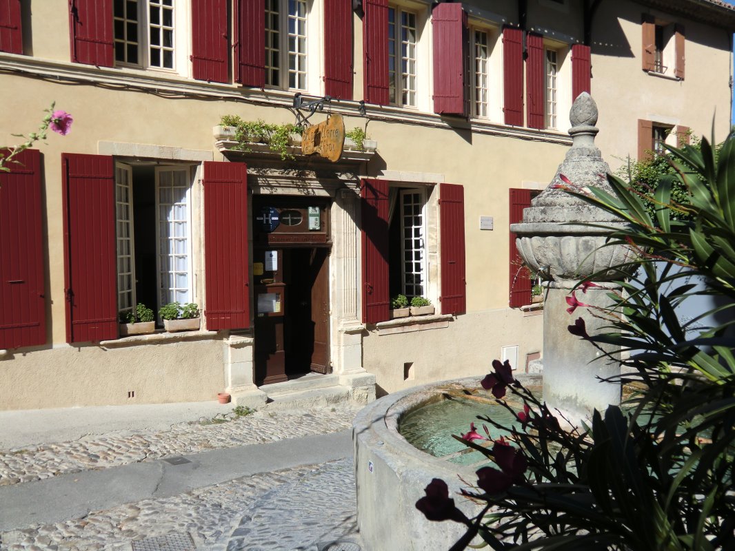 Hostellerie Le Beffroi - Hotel *** avec Restaurant